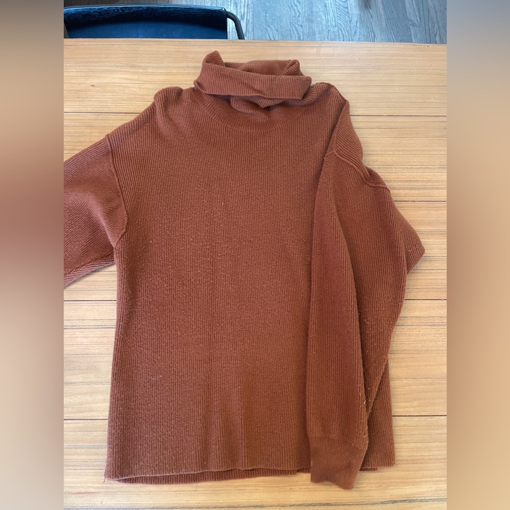 Free People Oversized turtleneck sweater, size small